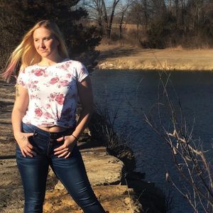 Meet your Posher, Tiffany